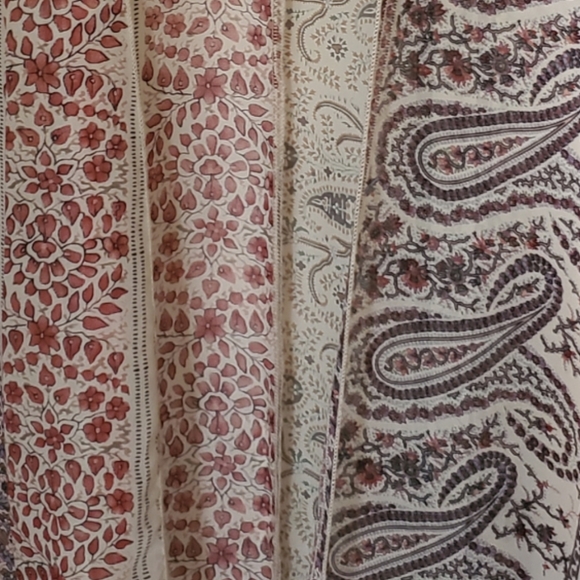 Zouk: Cardigan w/lace detail on shoulders/sleeves - Picture 7 of 7